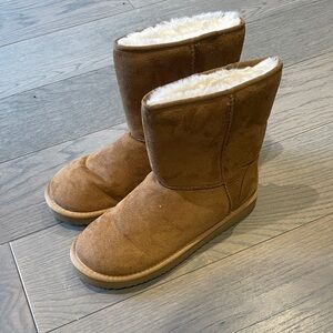 Joe Fresh Brown Ankle Boots with Cream Lining NWOT
